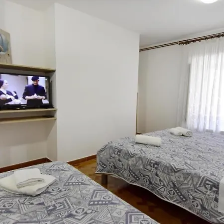 Apartment Apartmenst Saban 1709 Murine