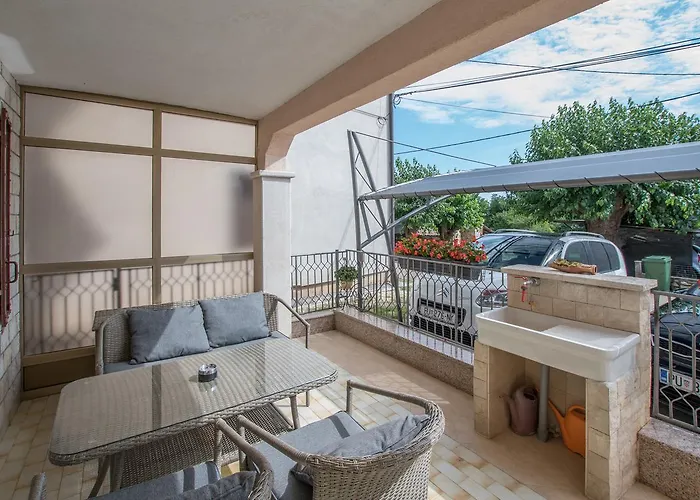 Apartment Apartmenst Saban 1709